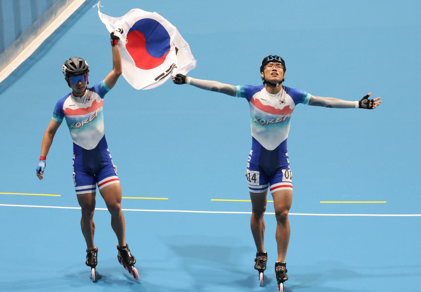 [아시안게임] 대구시청 롤러스케이트 최광호, 남자 스프린트 1천m 금메달