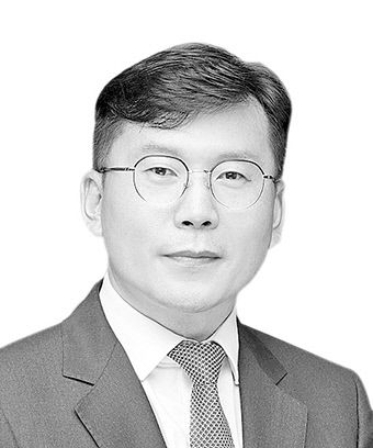 [시시각각(時時刻刻)] 포노 사피엔스, AI 일상이 되다