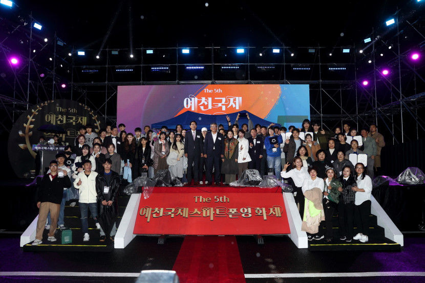 스마트폰으로 만나는 색다른 영화세상