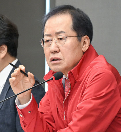 洪 SPC에 LH 참여 배제 검토하라…신공항 신뢰도 떨어뜨린 책임 물을 것