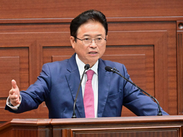 이철우 경북도지사 화물터미널 복수 설치 국토부와 협의할 것