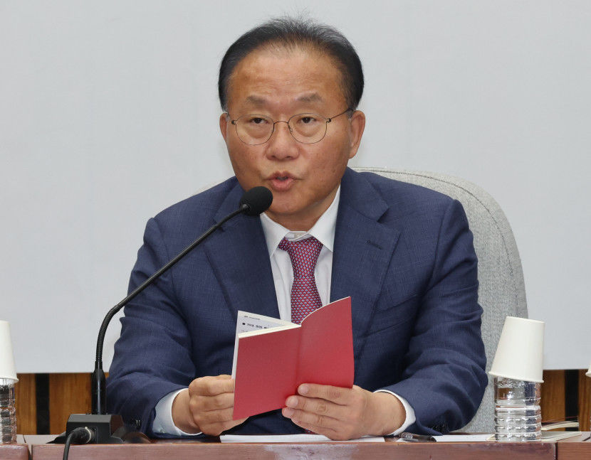 연예인 마약은 정부 기획이라는 민주당…한동훈 저 정도면 병