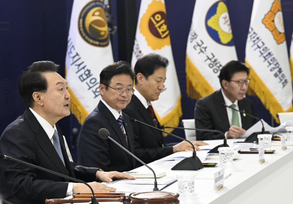 홍준표가 쏘아 올린 지방자치조직권 확대…尹 참석한 중앙지방협력회의 최종 의결(종합)