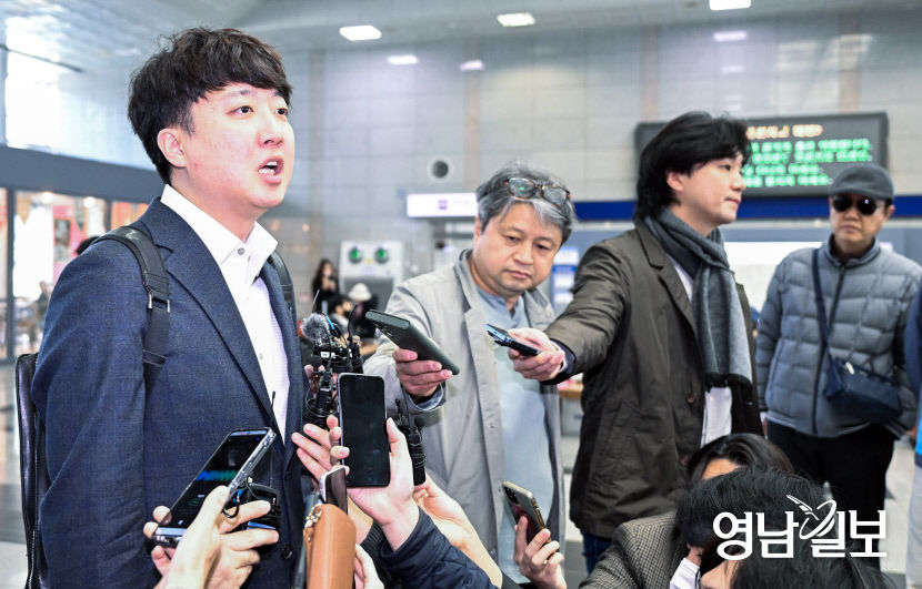 [포토뉴스] 대구 방문한 이준석