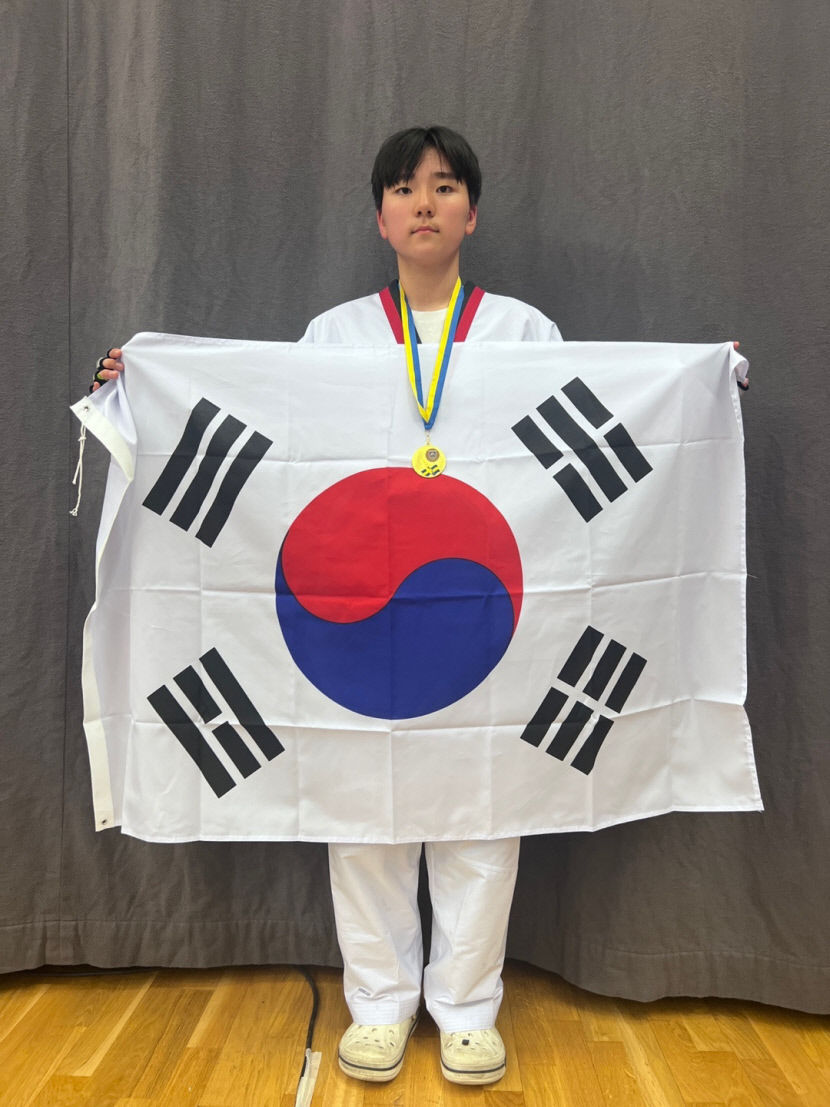 청도 풍각중 최찬희 선수, 스웨덴 오픈 국제 태권도 대회 금메달