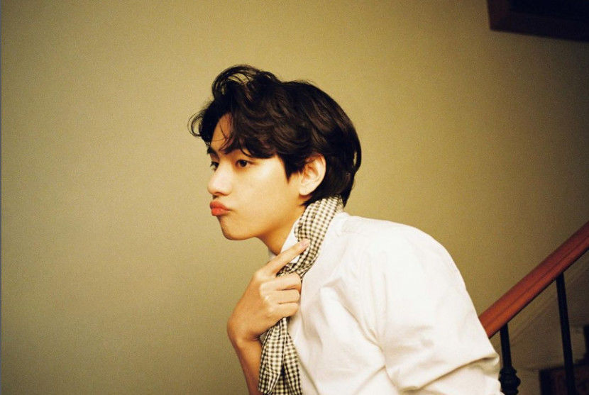 뷔.jpg
