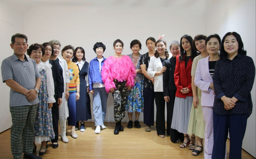 죽은 후 비로소 돌아본 삶…행복연극교실 연극 발표 마지막 소원