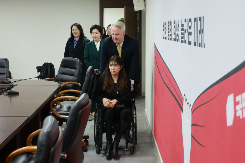 국민의힘 혁신위원 3명 사의설에 사의표명 없었다 즉각 반박