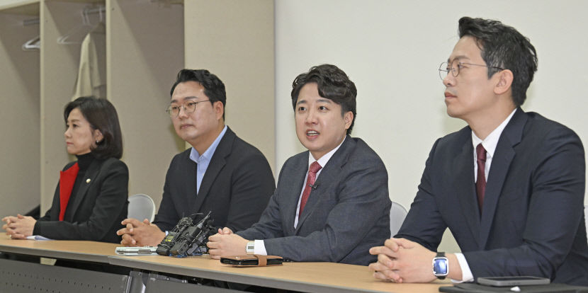 토크콘서트로 대구 찾은 이준석 대구 정치 전에 없던 관심…상당한 의미