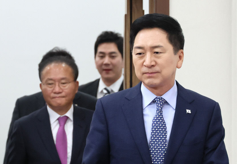 2023112701000909900037611