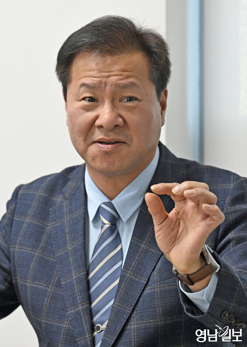 [토크 人사이드] 취임 100일 맞은 한인국 대구창조경제혁신센터장 창업 아이템은 감출 게 아냐…수많은 조언 자양분 삼아 고도화해야
