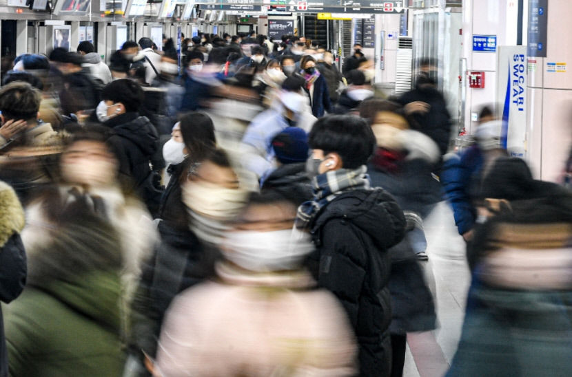 권위적 고집 세다…직장인 절반이 나도 꼰대될까 두려워