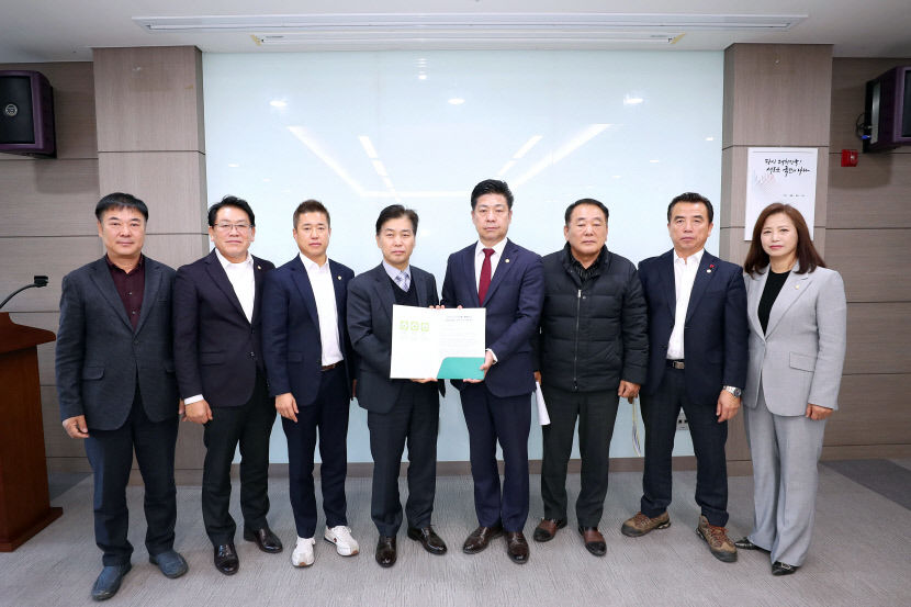 성주군의회 군의원 환경오염우려 지정폐기물 매립장 안정화 사업비 확보 촉구