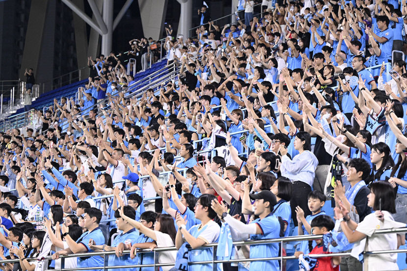 야구명가 삼성 추락…축구앓이로 대팍은 후끈