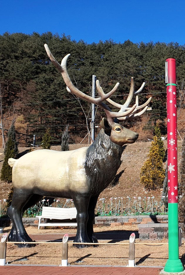 [위클리포유 커버 스토리] 모두가 기다리는 단 하루, 소중한 사람 떠올리기 딱 좋은 날