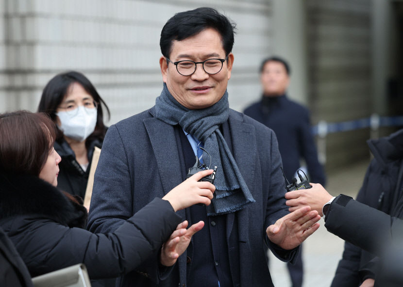 돈봉투 의혹 송영길, 구속 후 첫 검찰조사 불출석…변호사 접견