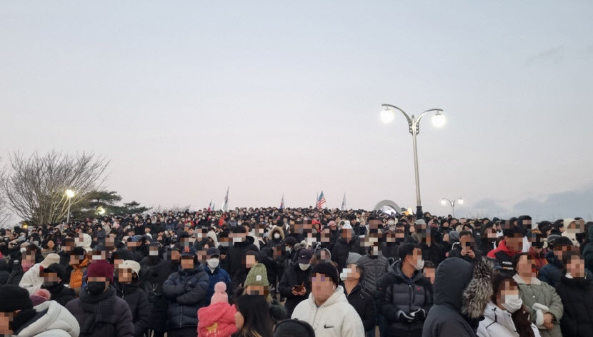 갑진년 첫 해보며 소원빌러 왔어요...동구 해맞이 행사 북적