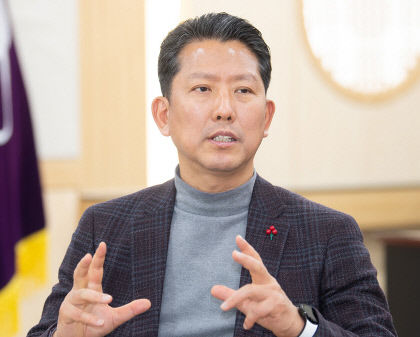 김장호 구미시장 향후 50년 먹거리 반도체·방위산업 육성기반 구축