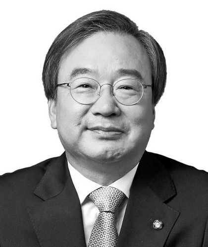[돌직구 핵직구] 문재인과 관심병