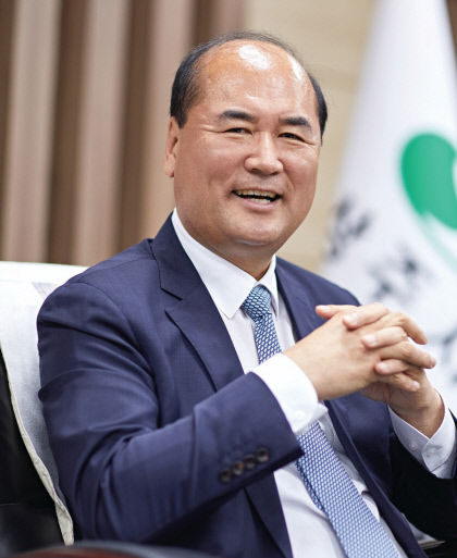 [경북 시·군 단체장 신년 인터뷰] 강영석 상주시장 2차전지 U-시티 추진…작지만 강한 미래도시로