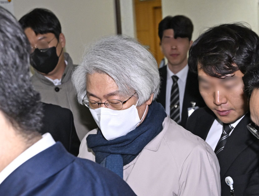 캄보디아 브로커에 뇌물 혐의 김태오 DGB 회장 1심 무죄