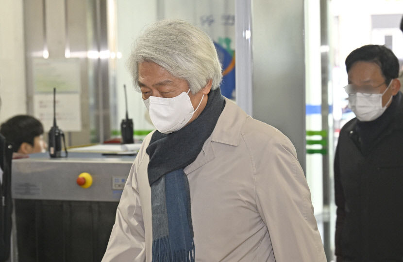 국제뇌물 혐의 김태오 DGB금융 회장, 1년10개월 만에 무죄…사법리스크 해소
