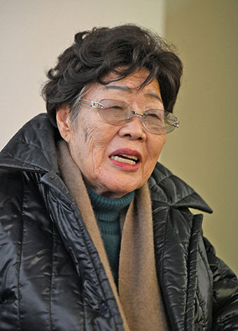 [토크 人사이드]  일본정부 상대 위안부 피해자 손배소송 승소한 이용수 할머니