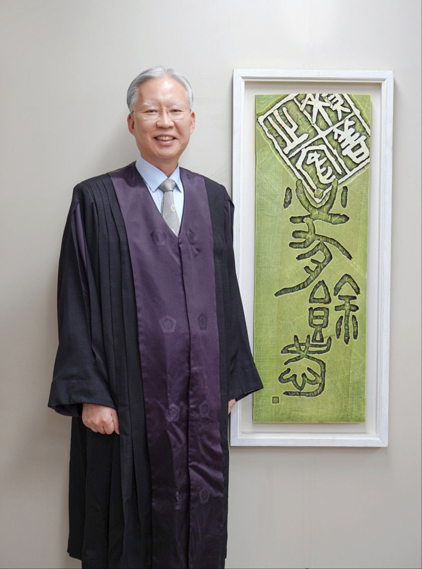 [출향 인사를 찾아서] 구미 출신 강민구 서울고등법원 부장판사 정치로 풀 것은 정치로 풀어야…법원에 판단 의뢰, 옳은 해결책 아냐