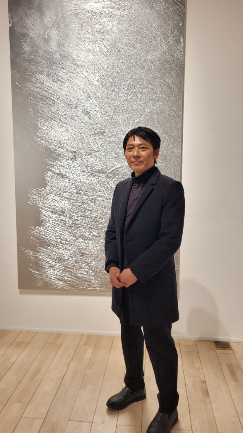 [갤러리에서] 낯선 곳에서 발견한 순간의 美는 어떤 모습일까?