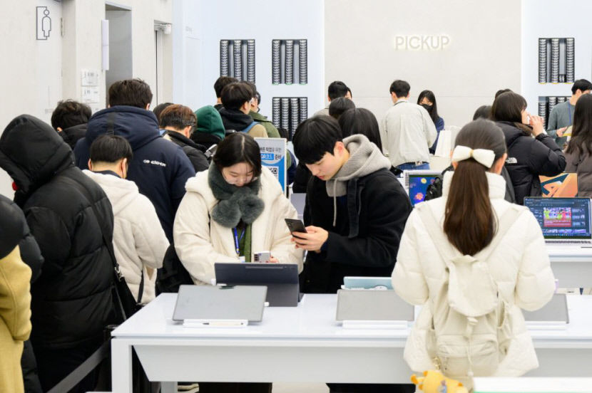 갤럭시 S24 시리즈 대박 조짐…8만전자도 보인다