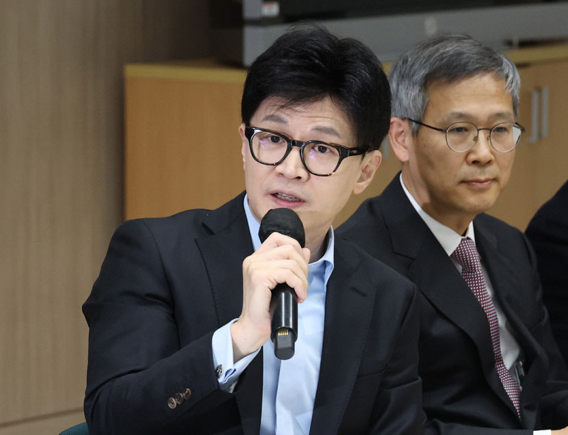 테러로 정치장사 하면 안돼 법카는 본인이 쓴 것 맞느냐…한동훈 이재명 회견 비판