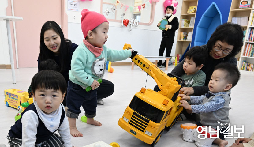 [포토뉴스] 대구 감삼동 공동육아나눔터에서 즐거운 시간 보내는 아이들