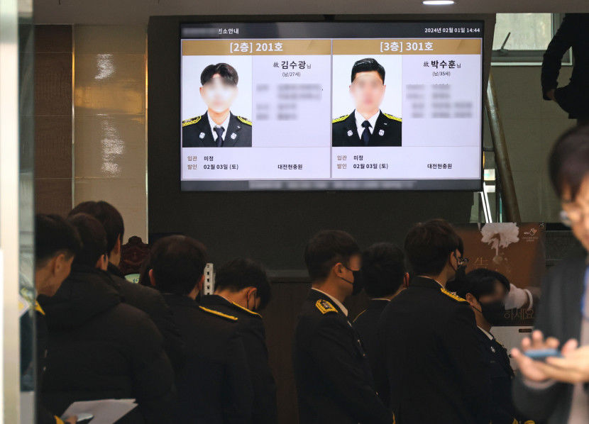 [문경 소방관 순직] 소방관이 된 걸 그렇게 좋아했는데…눈물로 찬 빈소
