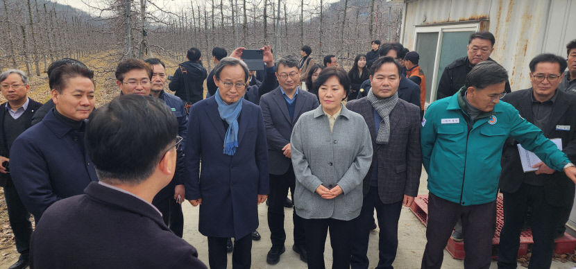 농림부 장관, 영주 열풍방산팬 시범 사업 현장 방문