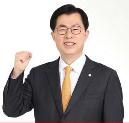 與 이만희(영천청도)·정희용(고령성주칠곡) 단수 공천…TK 첫 공천자 나와
