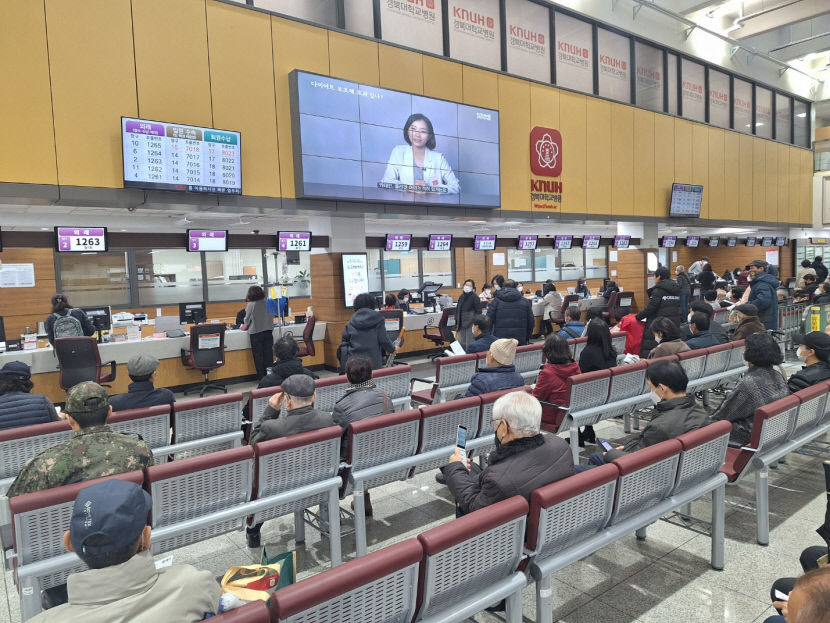[전공의 업무중단] 전공의 집단 이탈 본격화…개원의도 합류 하나