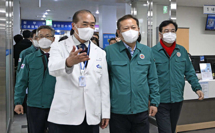 전공의 진단 행동에…초진환자·병원급 비대면진료 허용