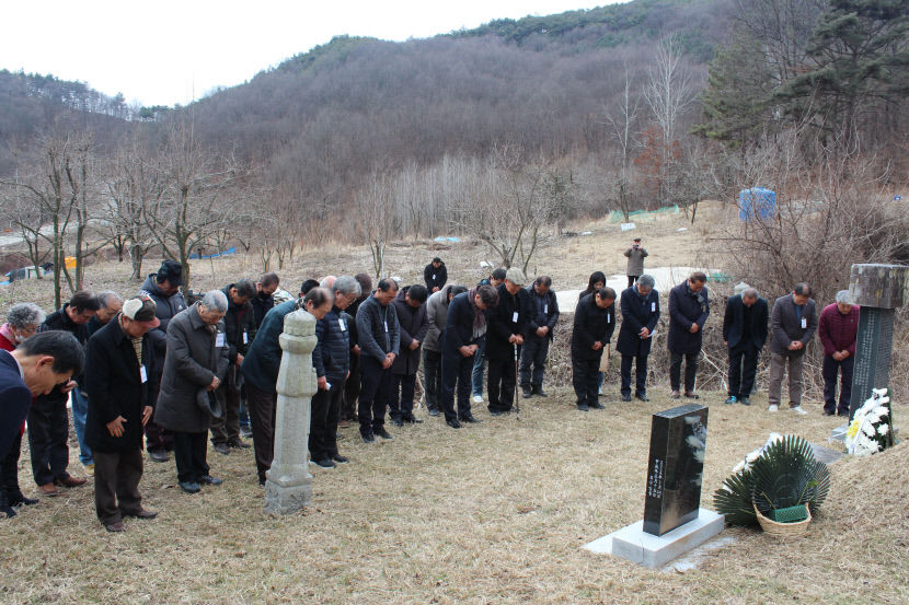 독립유공자 마을 조성 위한 첫 사업으로 기념비 제막