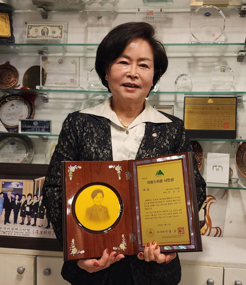 걸어 다닐 수 있을 때까지 봉사하고 싶다