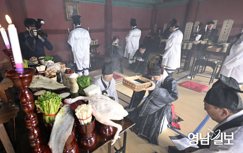 [포토뉴스] 갑진년 춘계 석전대제 열린 대구 향교