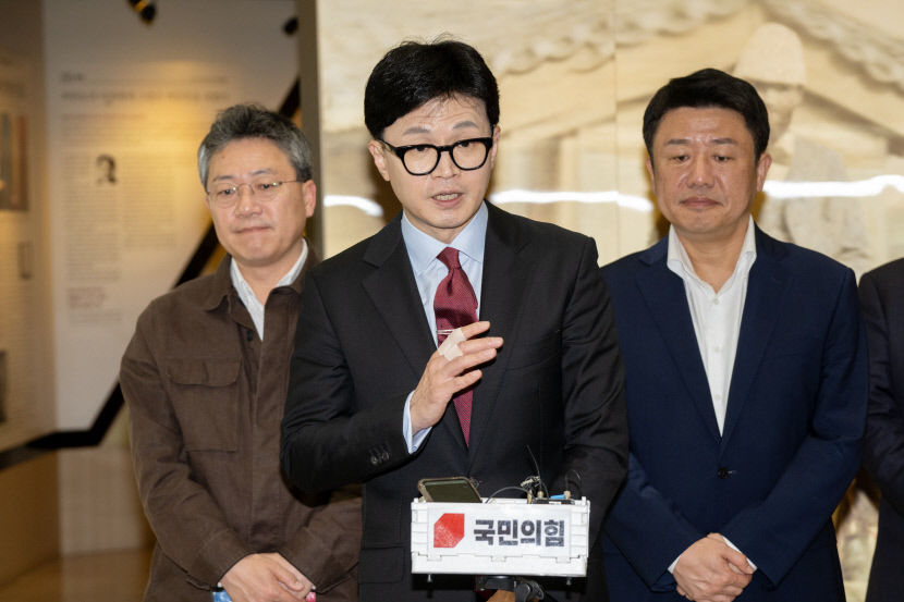 尹 전공의 면허정지 유연 처리 의정갈등 고비 넘나