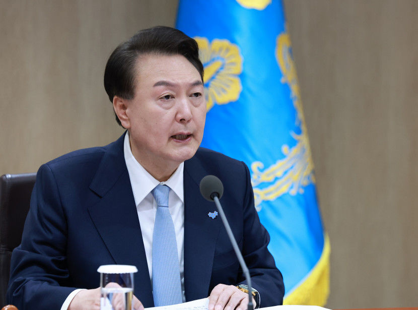 [속보] 尹 지역의대, 지역인재 전형 60% 이상
