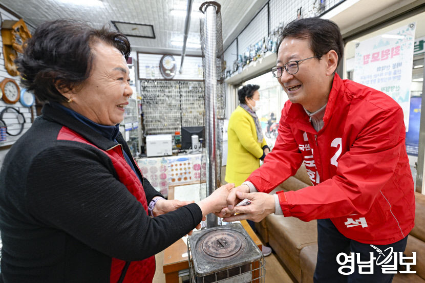 국힘 국민추천 후보, 정치신인 약점 딛고 지역민 스킨십