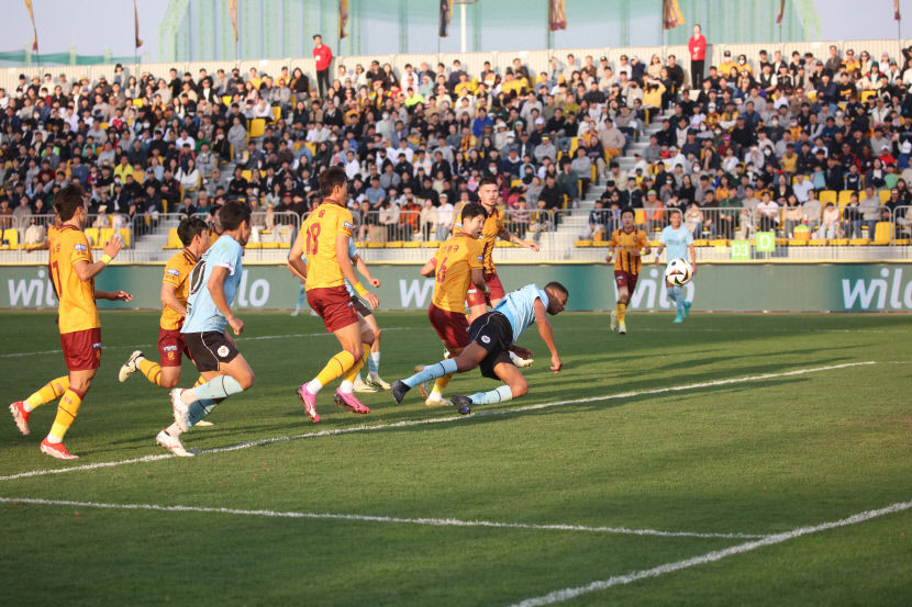 대구FC, 달빛 더비 역전승으로 첫 승 신고…세징야-에드가 역전골