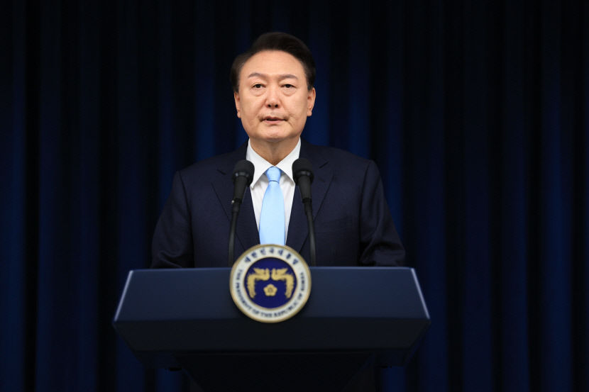 [속보] 尹 의협, 총선개입 장·차관 파면 등 주장…굴복한다면 정상적 국가 아냐