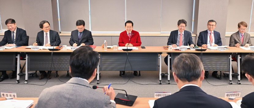 홍준표 경북도·의성군 추진하는 복수화물터미널 지지