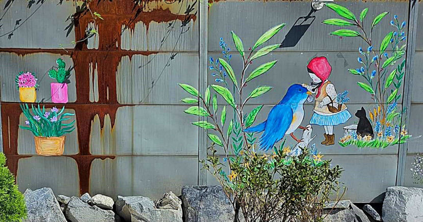 [동네뉴스] 벽화는 중독이다 벽화 그리는 시인 곽도경씨