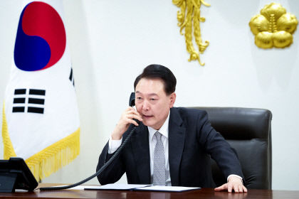 尹대통령 인적쇄신 장고…대통령실 부터 먼저 교체나서나