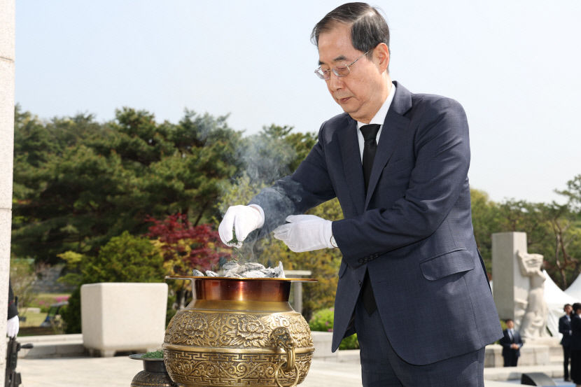 정부 의대 정원 증원 조정 국립대 총장 건의 수용할 듯…3시쯤 브리핑
