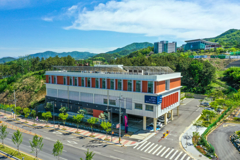타지역 뷰티기업 5곳 본사…뷰티산업 집중 육성 경산 이전